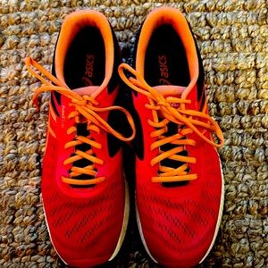 Women ASIC fuze XLyte size 12m